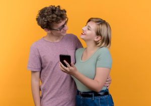 WordPress Sohbet Temalarında Teknik Altyapı ve Güvenlik